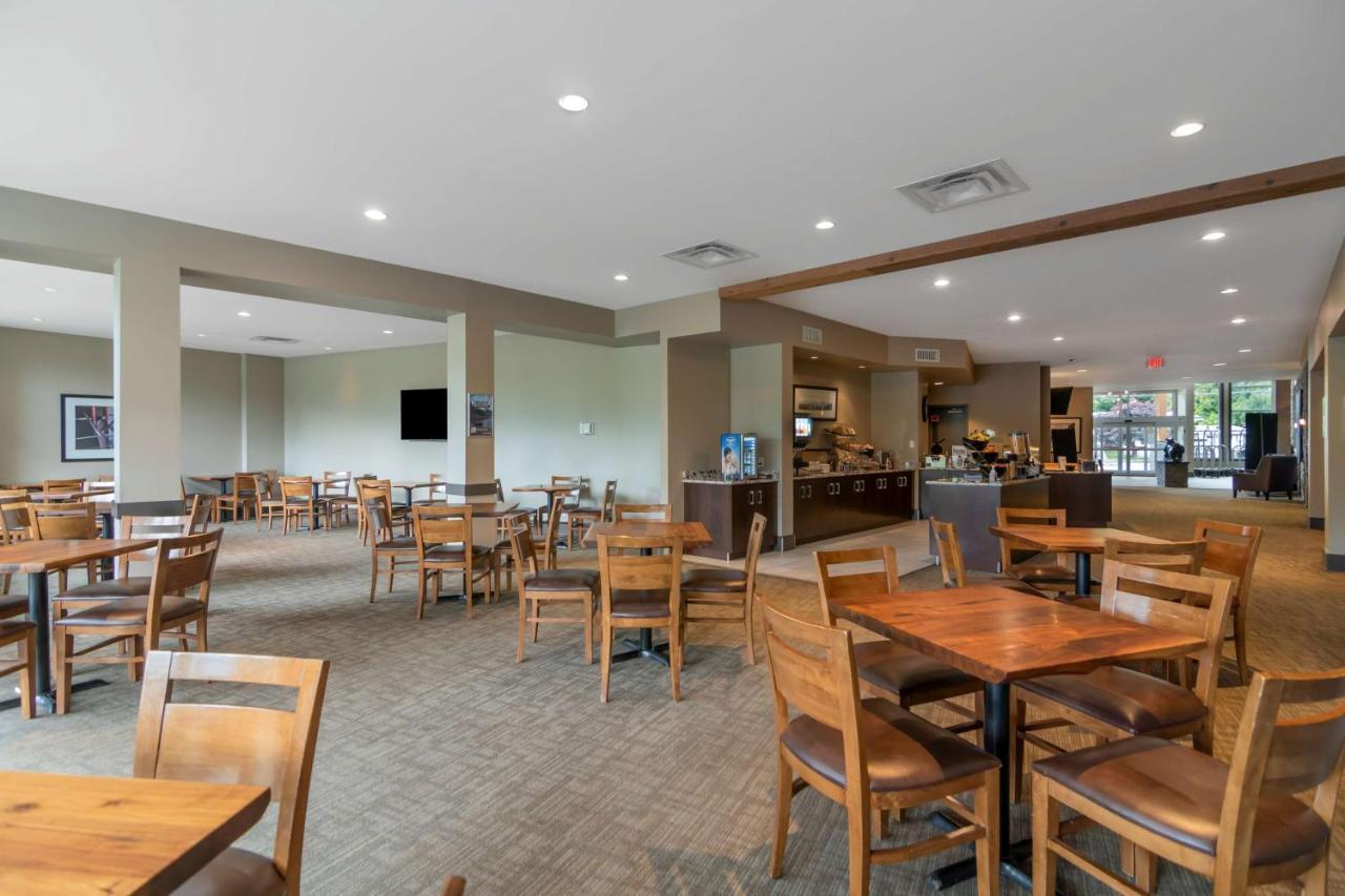Best Western Plus Revelstoke Exterior photo