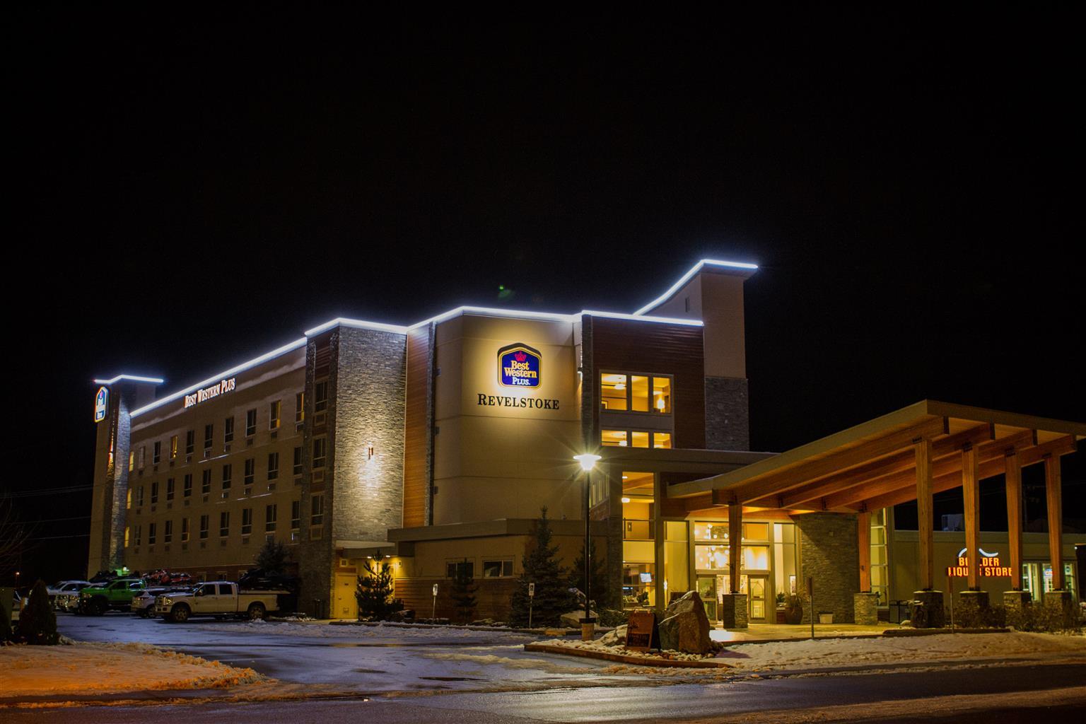 Best Western Plus Revelstoke Exterior photo